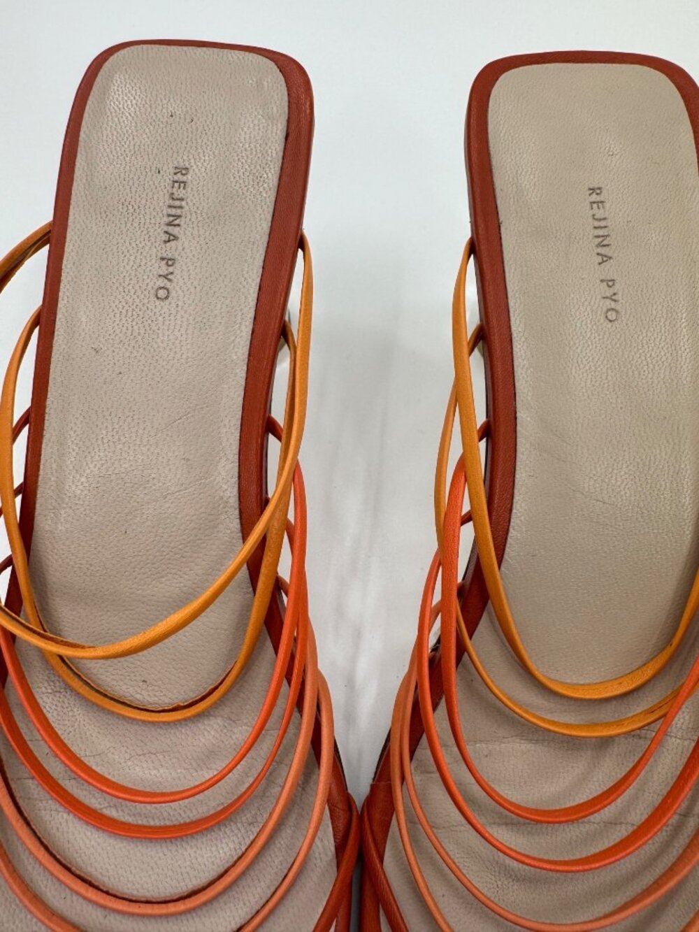 Rejina Pyo Orange Leather Strappy Mule Sandals Clear Lucite Block Heels Size 8 / - Picture 7 of 16